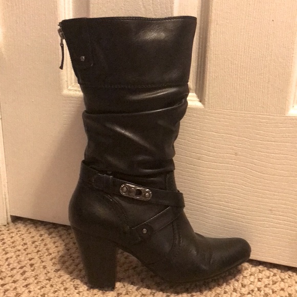 Mid Rise black boots - zip up side 2.5”heel size 7 White Mountain - Picture 6 of 11